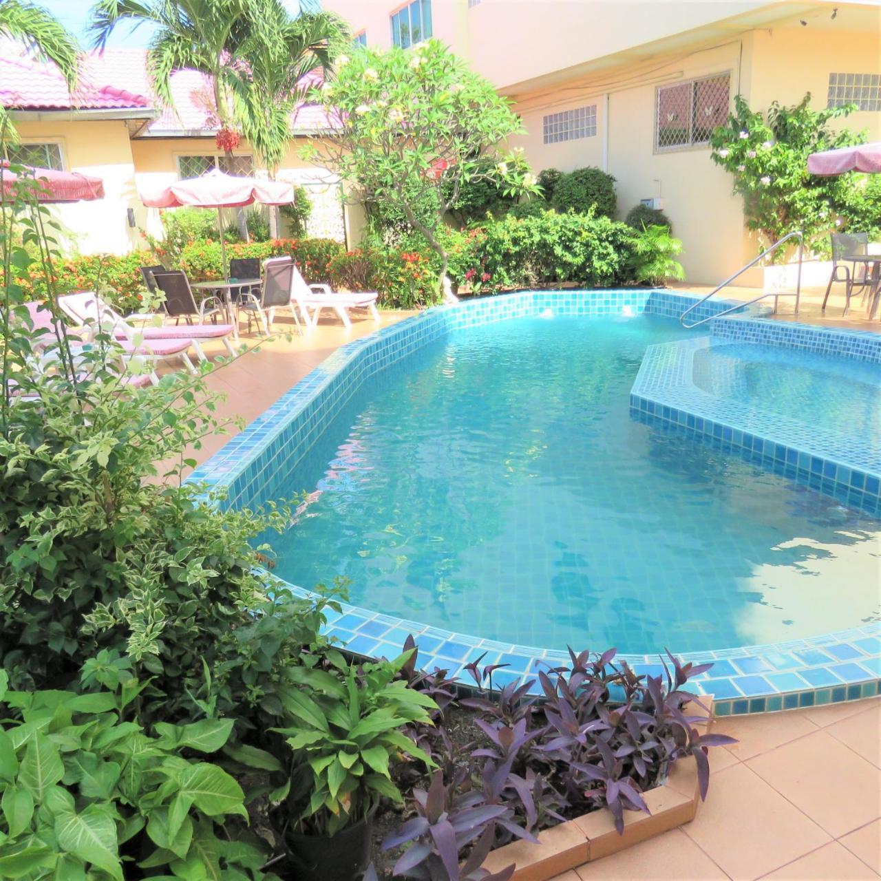 Butterfly Garden Boutique Residences Large Luxury Apts And Villas A Lifetsyle Destination By Neang, Everything You Need All Right Here 1-3 Bedrooms 110 To 190 Sq Mtrs, 2 Full Bathrooms, Rain Shower, Spa Bath, Bbq, Free Wifi, Staff 24-7, Close To Beac Pattaya Zewnętrze zdjęcie